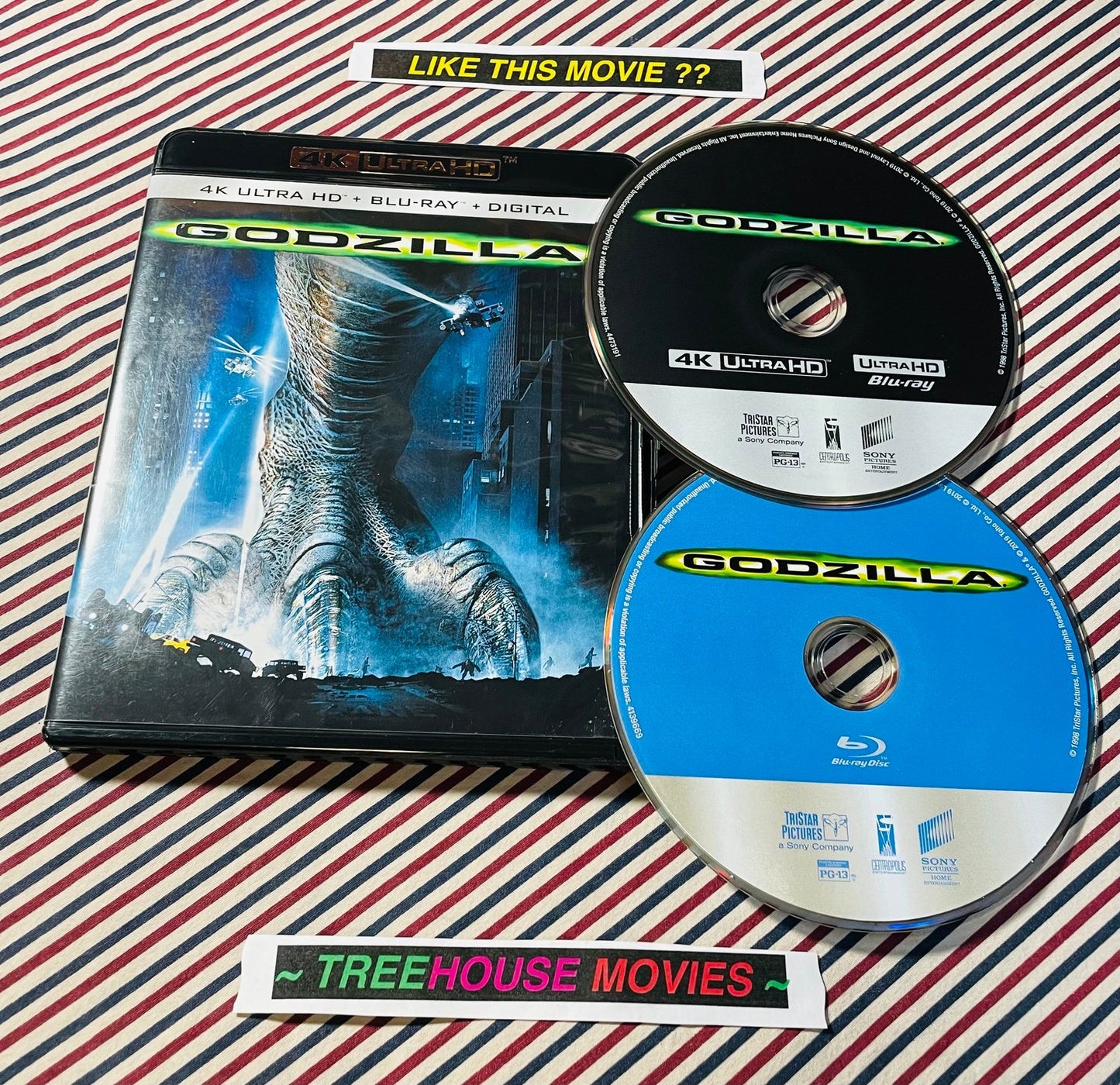 Godzilla 1998 4K Ultra HD and Blu-ray Movie Combo